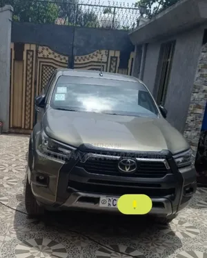 Toyota Hilux 2021