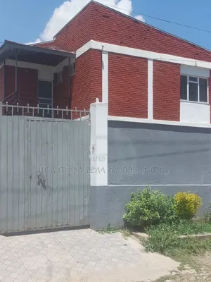 Furnished 6bdrm Townhouse/Terrace in አያት ዞን ኮምፋውንድ ግብ ውስጥ, Yeka
