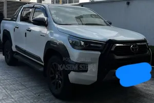 Toyota Hilux Revo Double Cab Deisel 2.8 AWD 2022 White