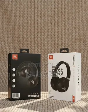 JBL 900 Pure Audio: Exceptional Battery Life