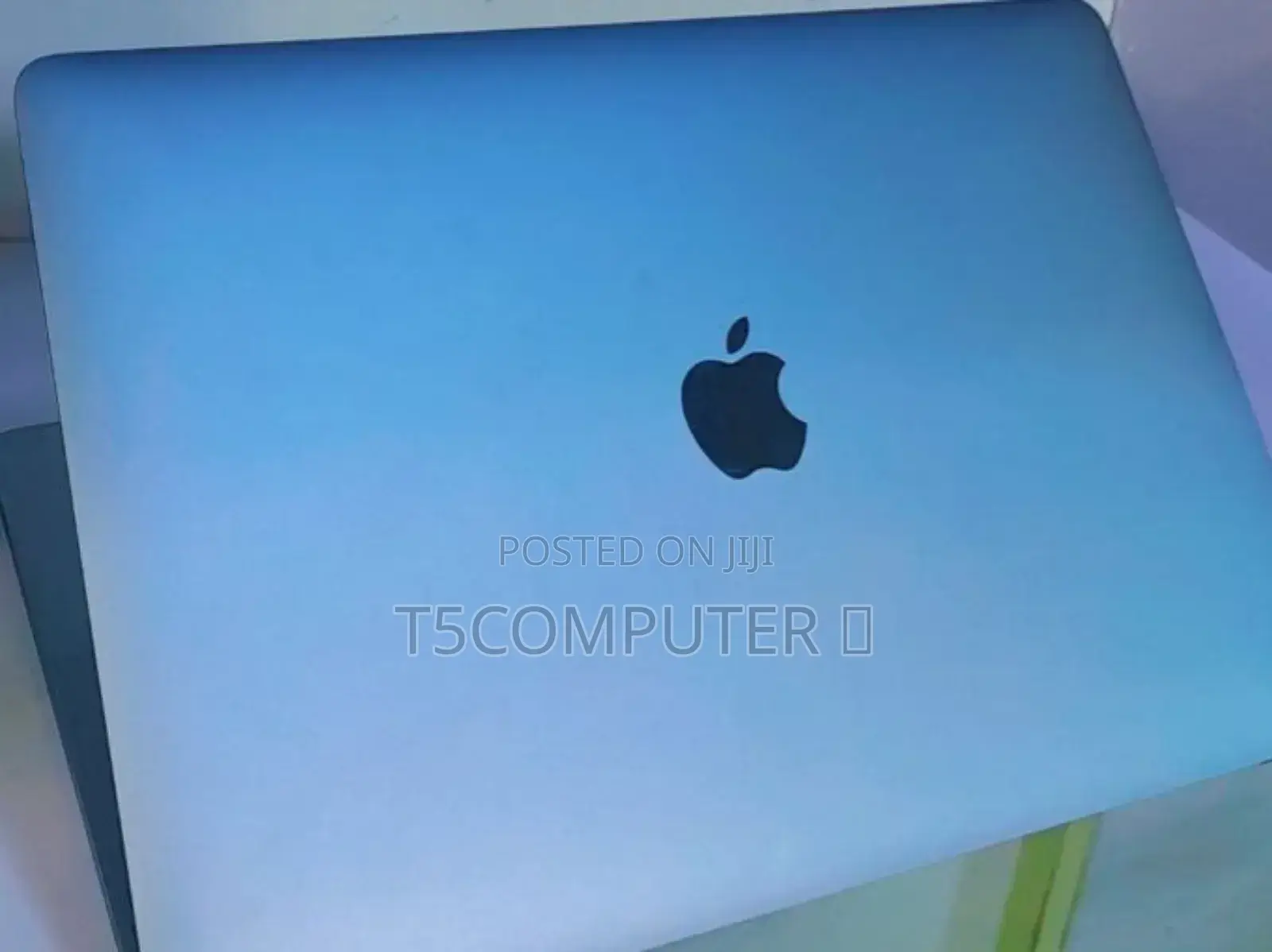 New Laptop Apple MacBook Air 2020 8GB Apple M1 SSD 512GB