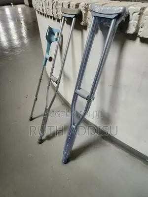 Axillary Bilateral Crutches廟宇almunium Brand New Crutches垂青crutches