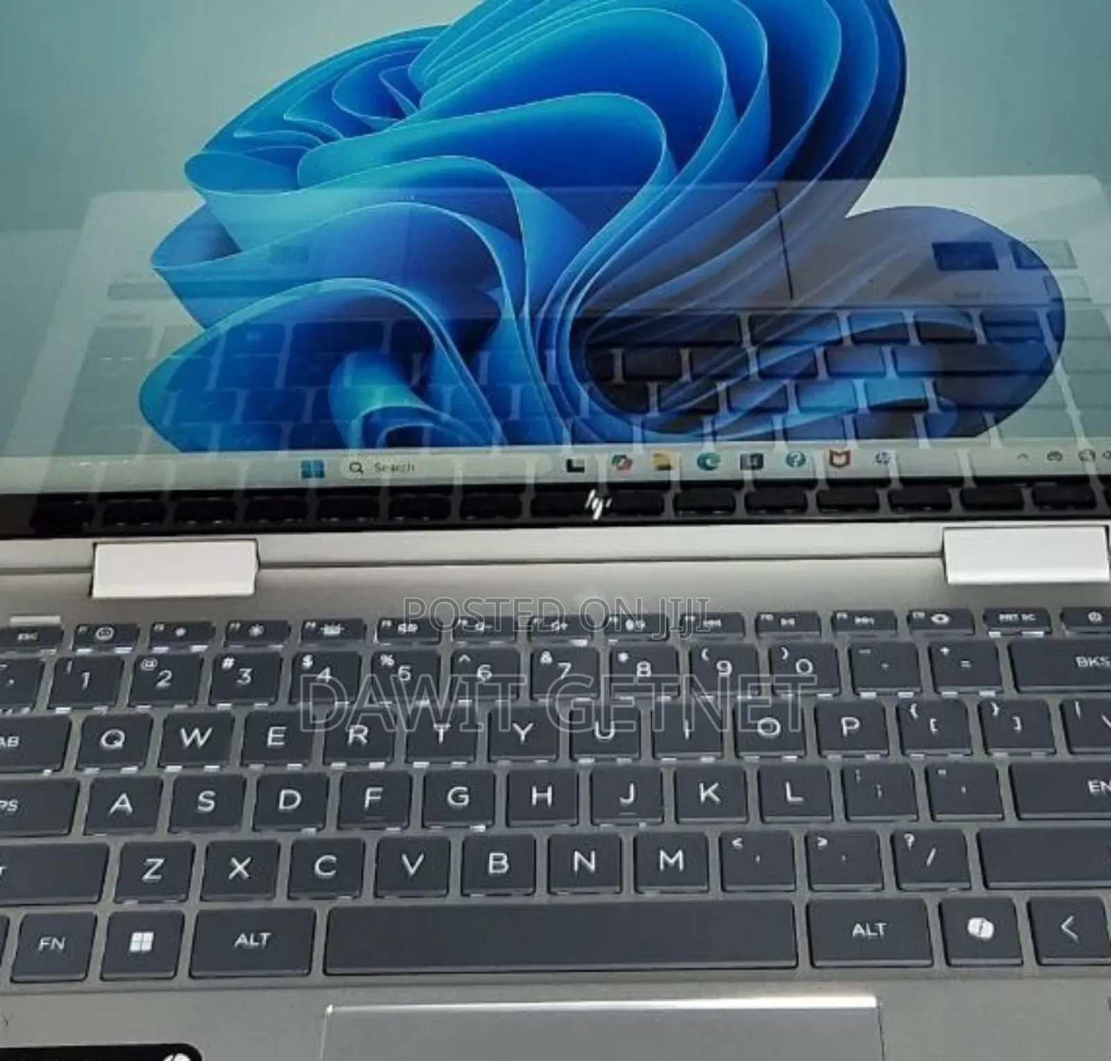 New Laptop HP Envy X360 8GB Intel Core I5 SSD 512GB