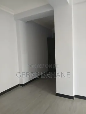 2bdrm Apartment in Apartment, Yeka for rent