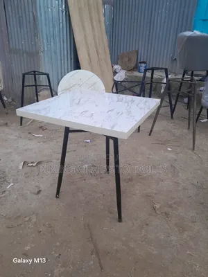 Quality the Restaurant Table