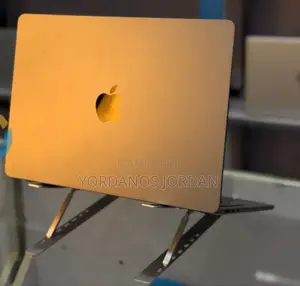 New Laptop Apple MacBook Air 2022 M2 8GB Apple M2 SSD 256GB