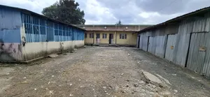 20bdrm House in Goro Adebaby, Bole for sale