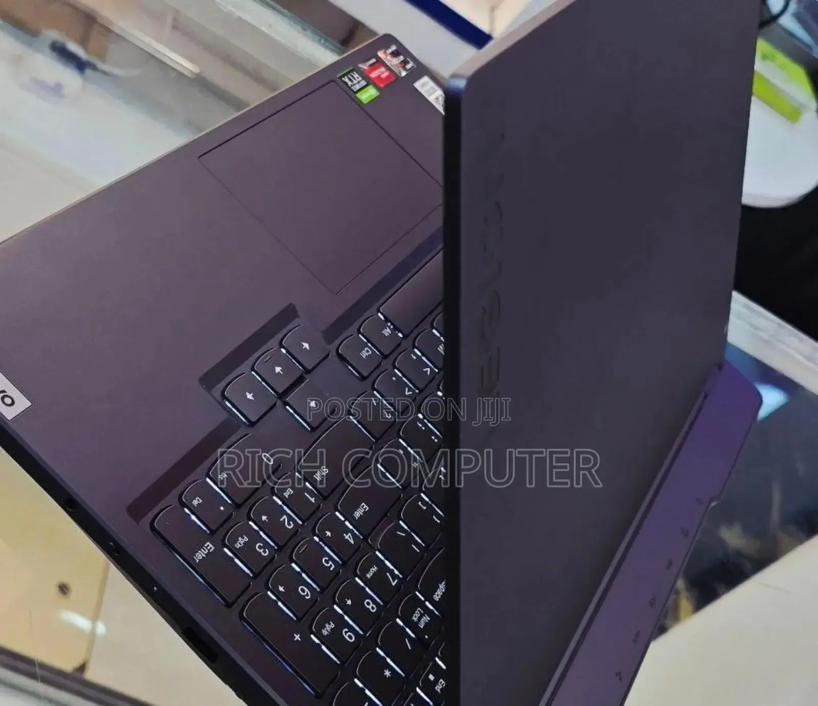 New Laptop Lenovo Legion 7 16GB AMD A8 SSD 512GB