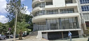 Urgently Available for Rent for Showroom and Supermarket, 250sqm