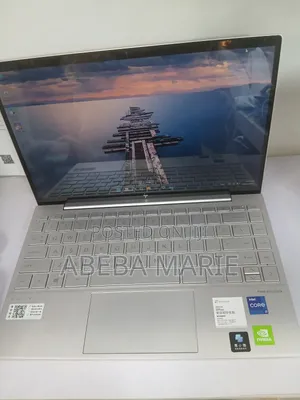 New Laptop HP Envy 13 16GB Intel Core I7 SSD 1T