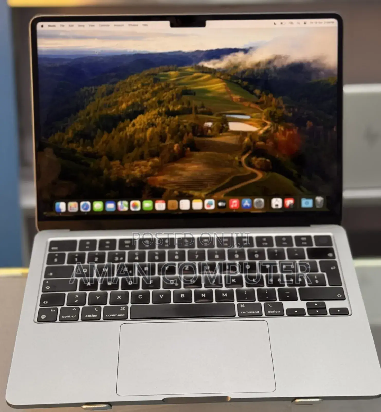 New Laptop Apple MacBook Air 2022 M2 8GB Apple M2 SSD 256GB