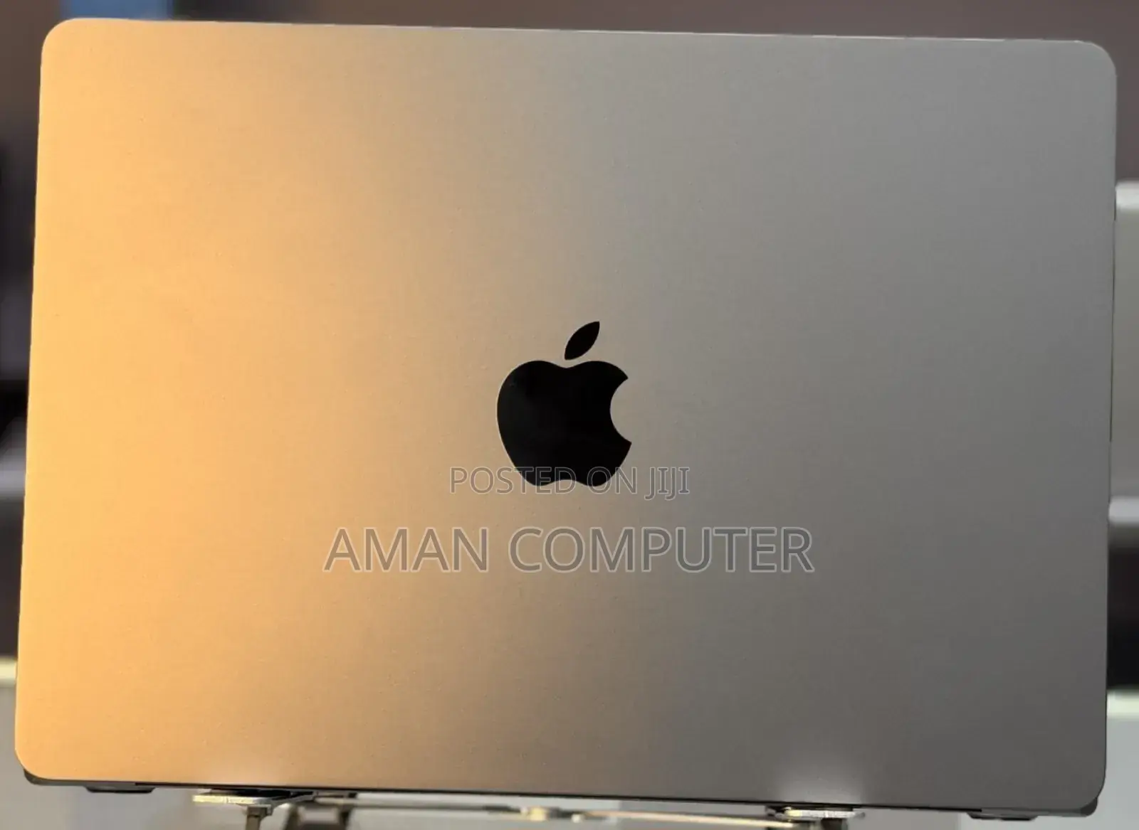 New Laptop Apple MacBook Air 2022 M2 8GB Apple M2 SSD 256GB