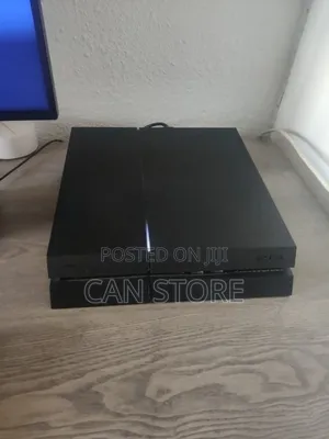 Playstation 4 With 5games አዲስ ነዉ Storage 500gb