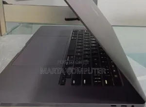 New Laptop Apple MacBook Pro 2019 32GB Intel Core I9 SSD 1T