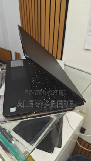 New Laptop Dell Inspiron 15 8GB Intel Core I3 HDD 1T