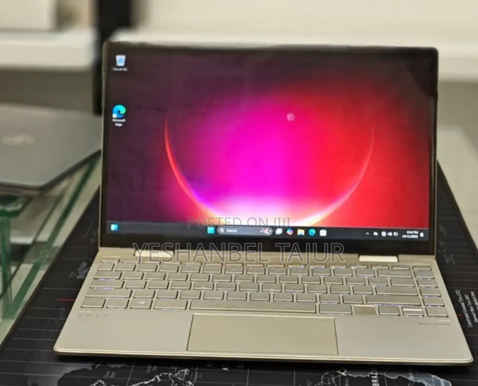 New Laptop HP Envy X360 8GB Intel Core I7 SSD 1T