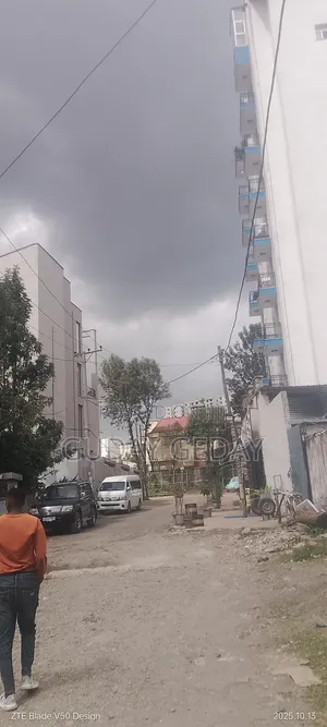 500 ካሬ ባዶ ቦታ ሲኤምሲ