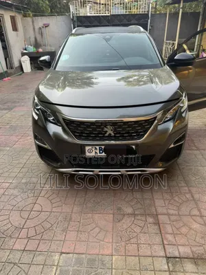Peugeot 5008 2020 Gray