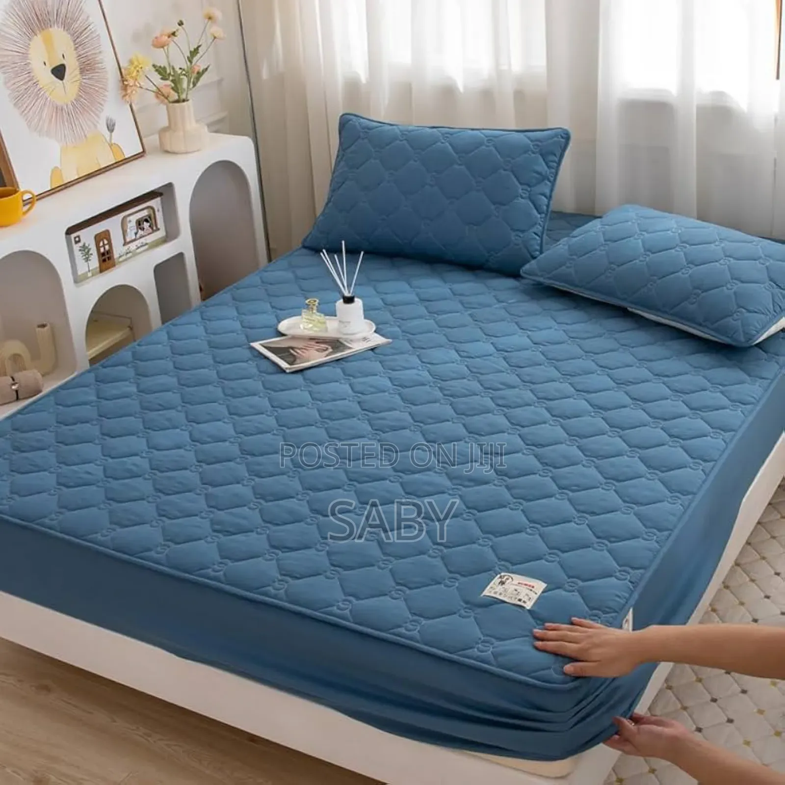 Queen Size Mattress Protector Pad Bed Cover