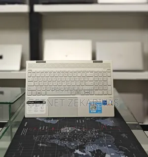 New Laptop HP Envy X360 8GB Intel Core I5 SSD 256GB