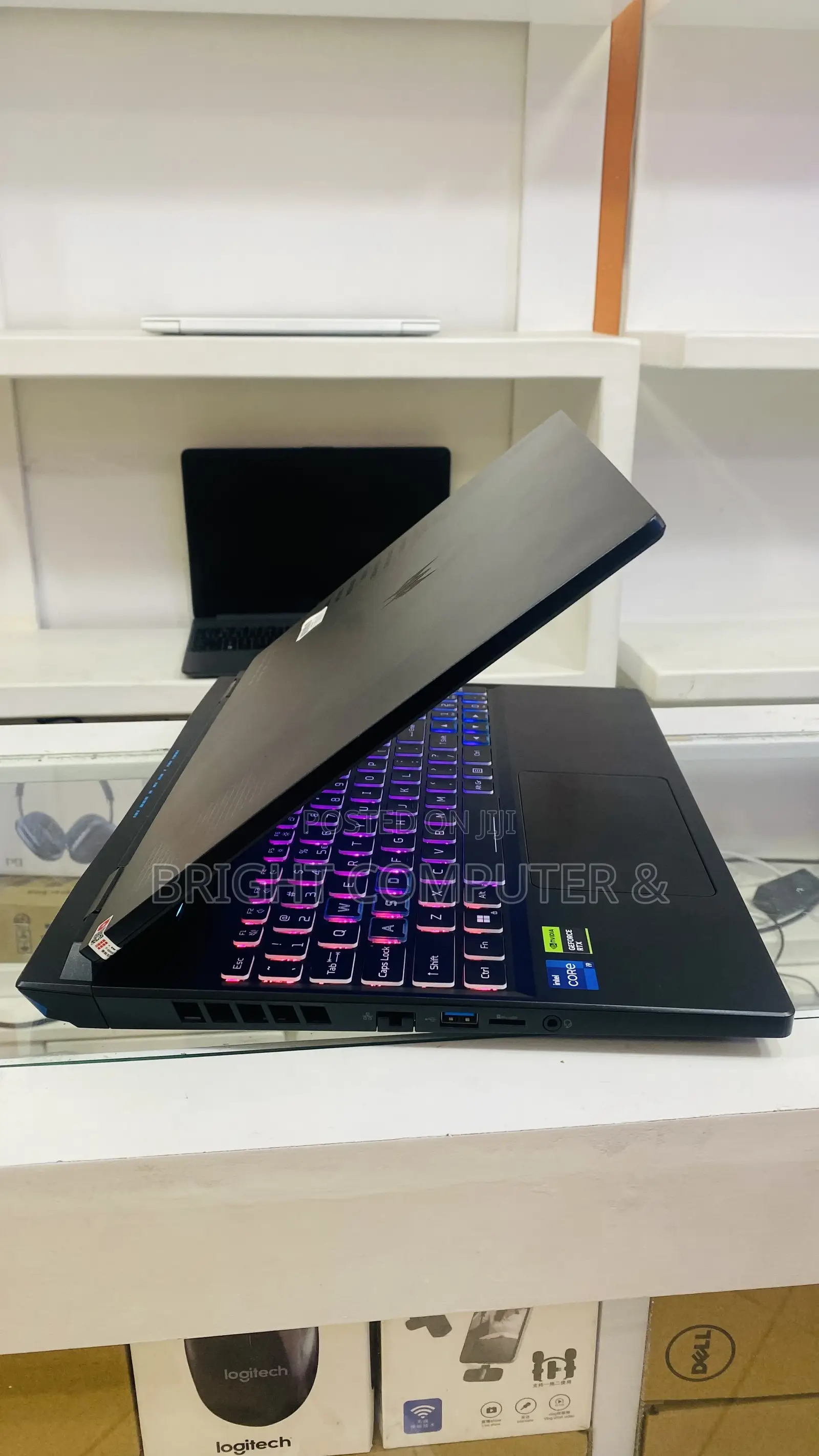 New Laptop Acer Predator 17 16GB Intel Core i9 SSD 1T
