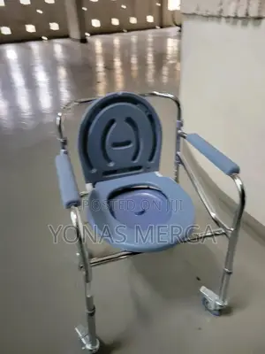 Bedside Commode Chair With Wheel杉፵portable Commode፺嚼making It Suitable