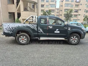 Toyota Hilux 2007 Black