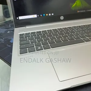 New Laptop HP ProBook 440 8GB AMD Ryzen 5 SSD 512GB