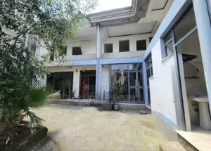 5bdrm House in Jakiros, Bole for sale