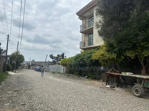 ፍጋ አካባቢ የምሸጥ 250ካሬሜትር ቦታ
