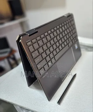 New Laptop HP Spectre 16GB Intel Core I7 SSD 1T