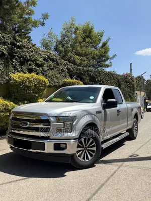 Ford F-150 XLT 4x2 Regular Cab Styleside 6.5 ft. box 122 in. WB 2018
