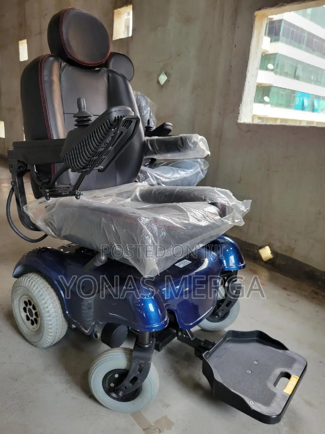 Electric Wheelchair Use High Qualit巨葡stabil Robust Electric Wheelchair