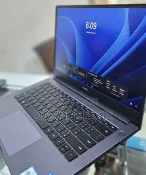New Laptop Huawei MateBook X Pro 8GB Intel Core I5 SSD 512GB