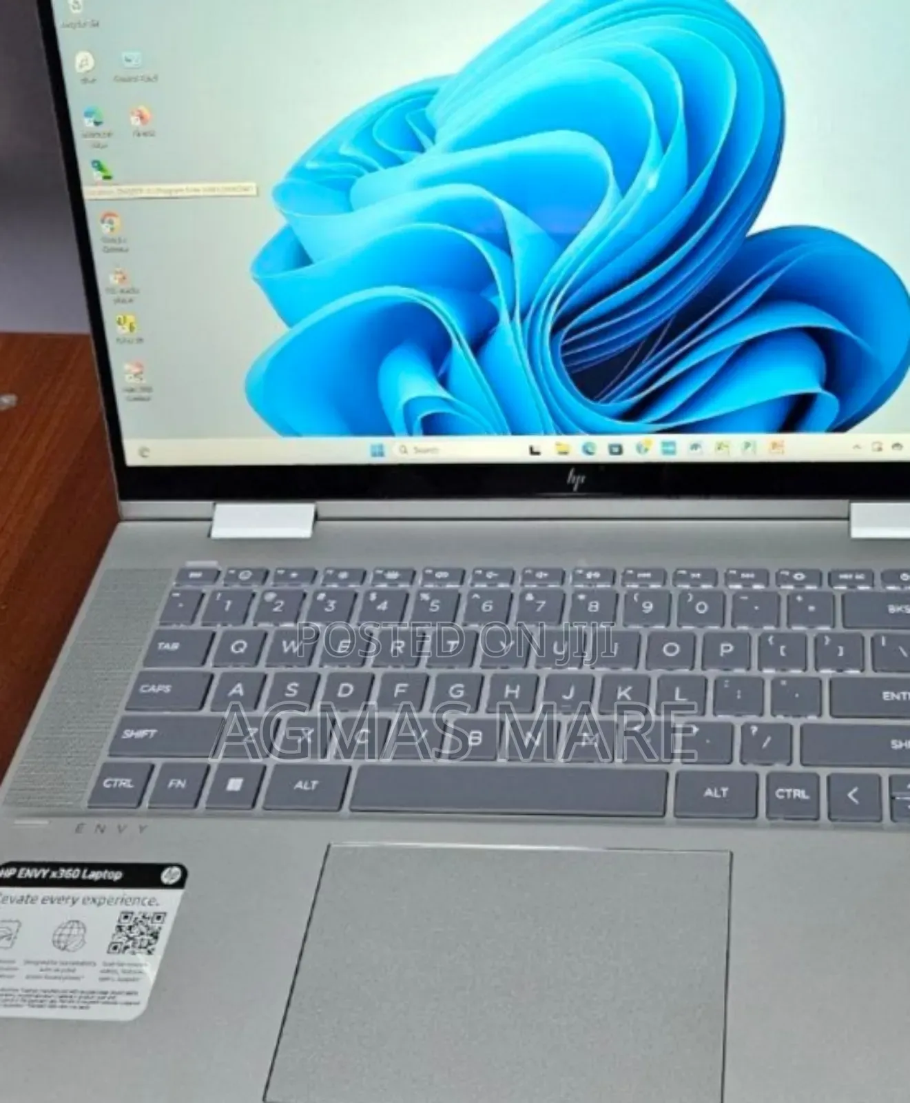 New Laptop HP Envy X360 8GB Intel Core I5 SSD 512GB