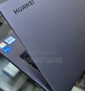 New Laptop Huawei MateBook 13 WRT-W19E 8GB Intel Core I5 SSD 512GB