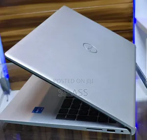 New Laptop Dell Inspiron 15 16GB Intel Core i7 SSD 512GB