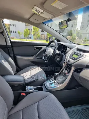 Hyundai Avante 2013 Silver
