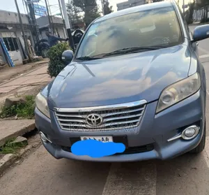 Toyota RAV4 Limited 2011 Blue