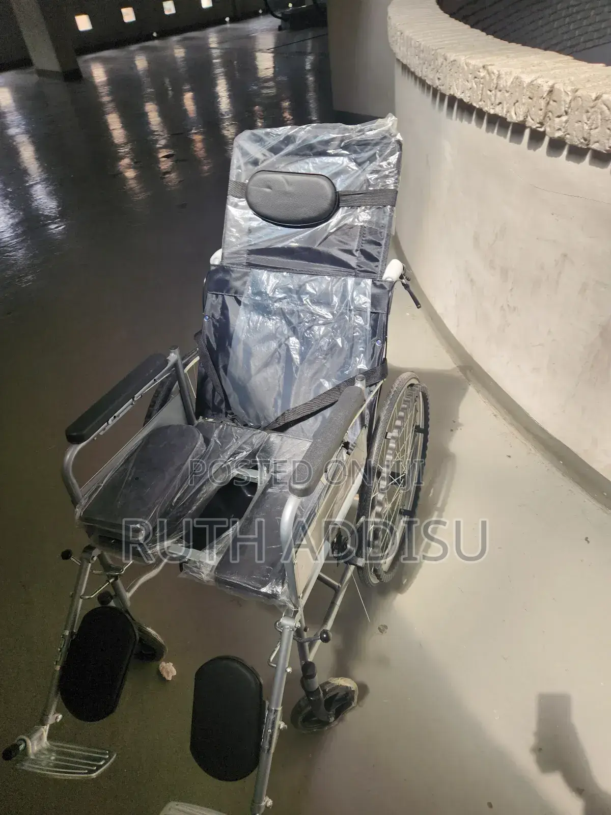 Commode Wheelchair鳵你toilet Tilting Wheelchair鳵的commode Wheelchair New