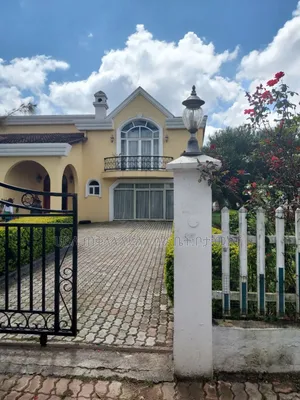 Furnished 7bdrm Townhouse/Terrace in Ccd Real State, Oromia-Finfinne