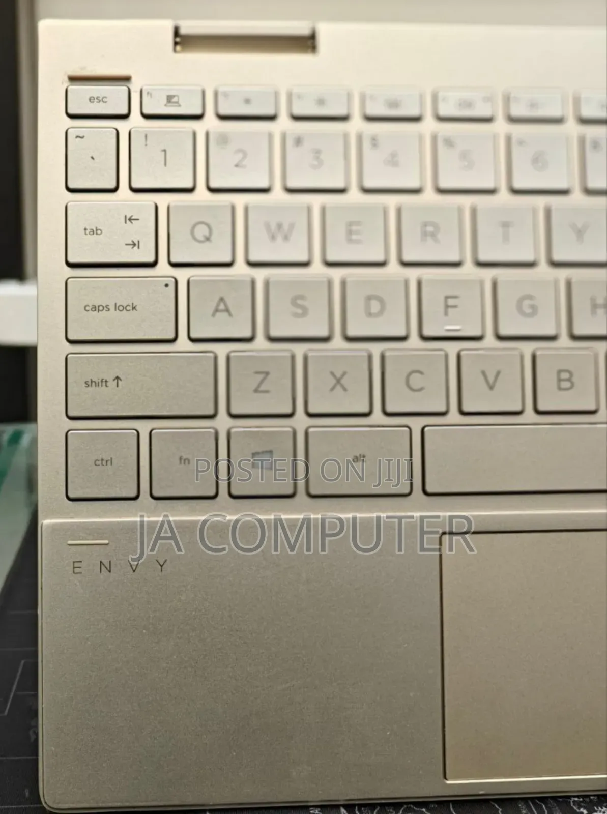 New Laptop HP Envy X360 8GB Intel Core I7 SSD 1T