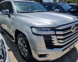 New Toyota Land Cruiser 2023 Silver