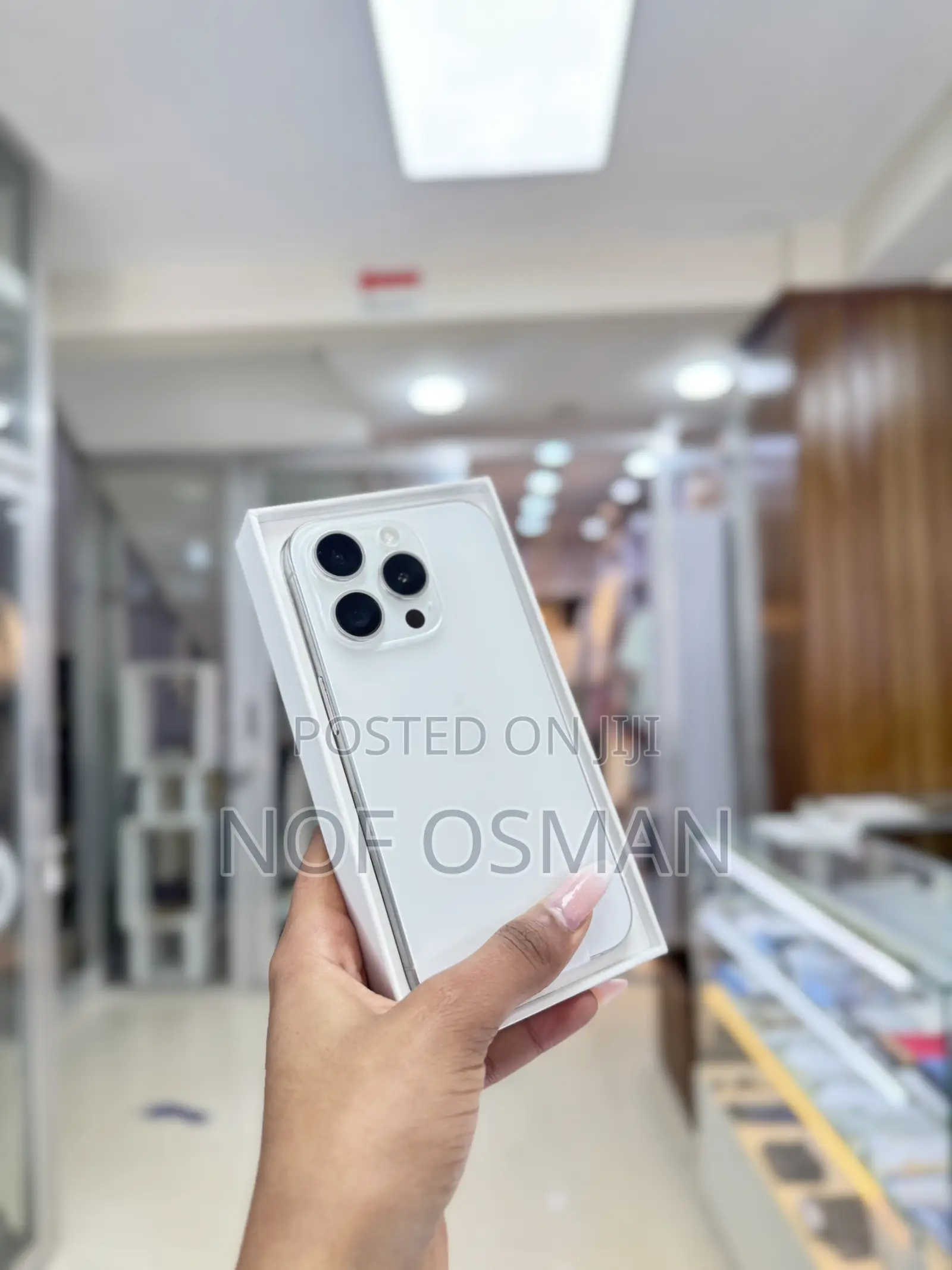 New Apple iPhone 15 Pro 128 GB