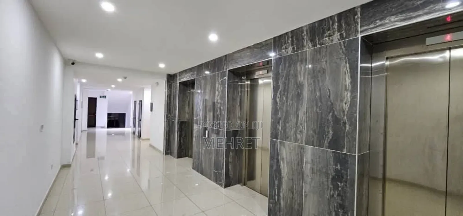 Furnished 3bdrm Apartment in ጃምቦ, Bole for sale