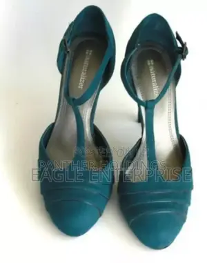 Naturalizer High Heels