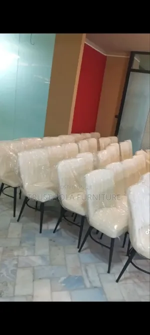 Cafe Hotels Restaurant Leather Chairs