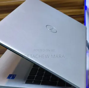 New Laptop Dell Inspiron 15 16GB Intel Core I7 SSD 1T