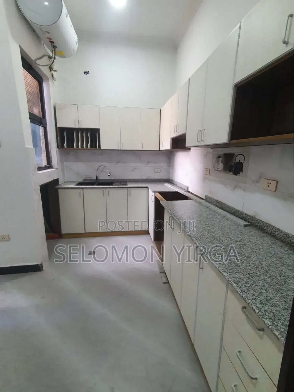 3bdrm Villa in Adis Ababa, Bole for sale