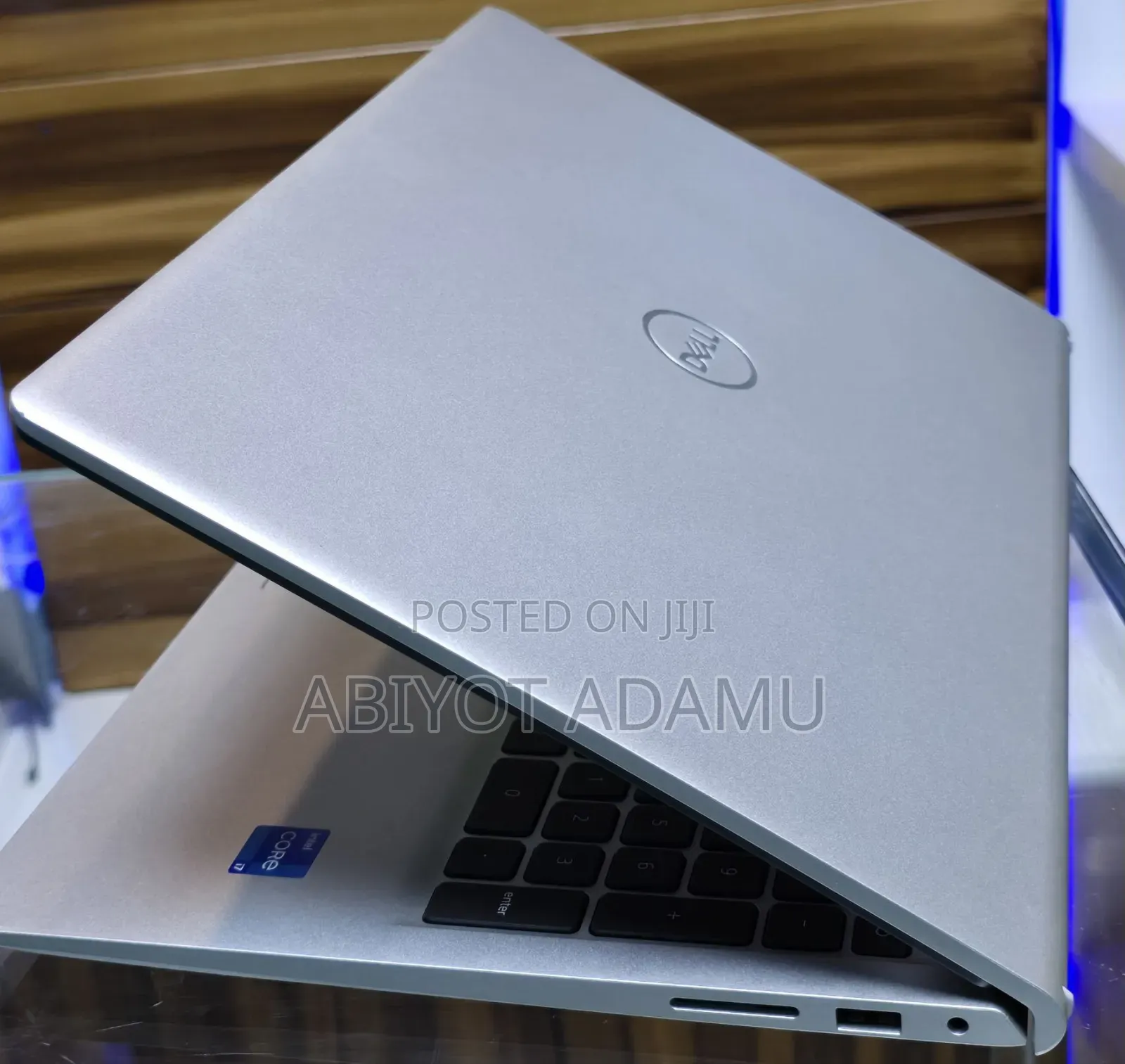 New Laptop Dell Inspiron 15 16GB Intel SSD 512GB